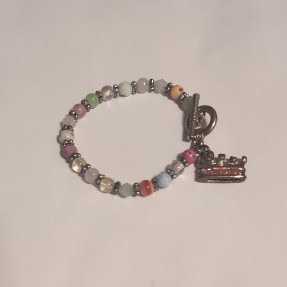 Charming Pink and Green‎ Beaded Bracelet with Princess Crown Charm Toggle Clasp